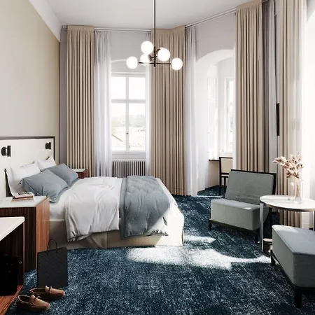 Esplanade Carlsbad فندق كارلوفي فاري