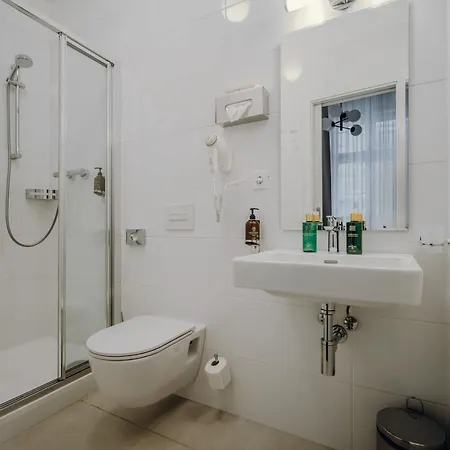 Esplanade Carlsbad 4*